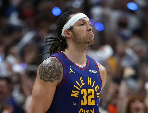 NBA官方宣布，雷霆球星亚历山大荣获本赛季MVP