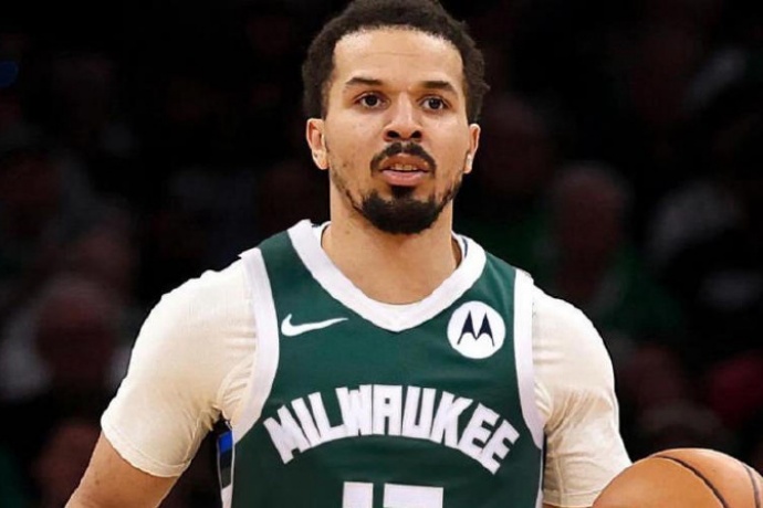 科尔·安东尼与灰熊达成买断，计划加盟雄鹿  